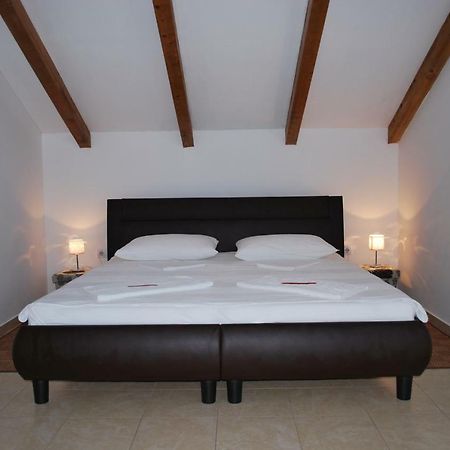 Villa Lunaris Maslinica Ngoại thất bức ảnh